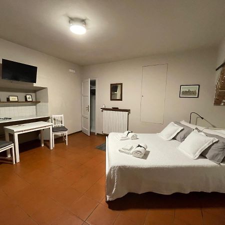 La Casa Nel Vicolo Leilighet Altopascio Eksteriør bilde