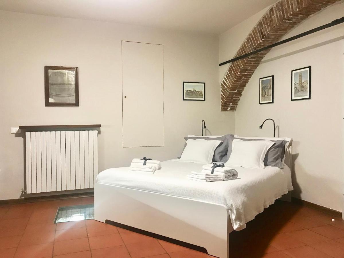 La Casa Nel Vicolo Leilighet Altopascio Eksteriør bilde