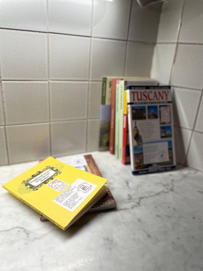 La Casa Nel Vicolo Leilighet Altopascio Eksteriør bilde
